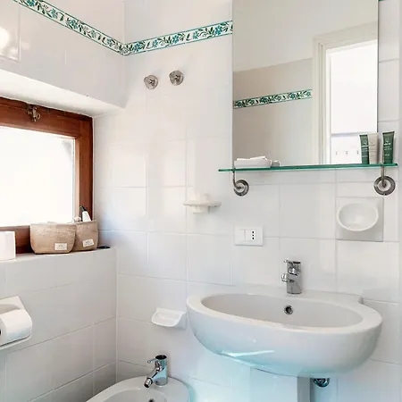 La Turr De Mezz By Quokka 360 - Close To And Orrido Apartment *