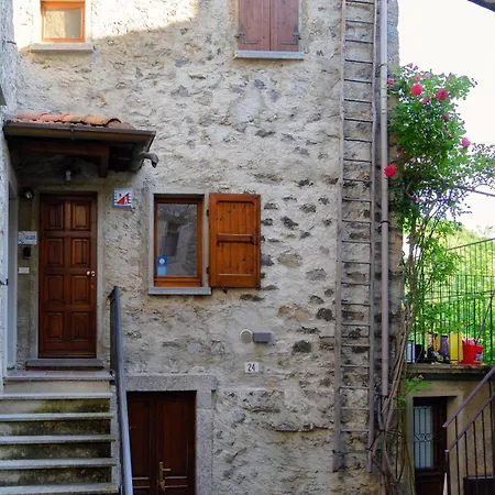 La Turr De Mezz By Quokka 360 - Close To And Orrido